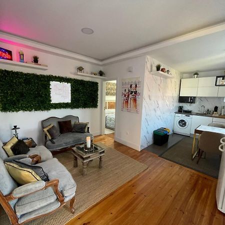 Private Room Trafaria ภายนอก รูปภาพ
